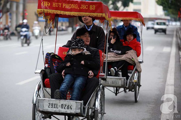 nguoi ha noi co ro dot lua chong ret trong dot lanh ky luc